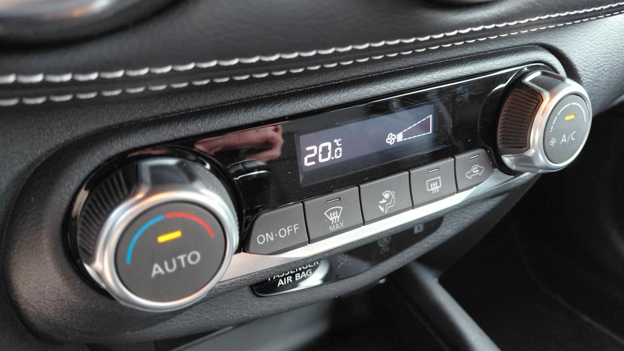 Nissan Juke 1.0 DIG-T 114 CV N-Connecta Unicopropr