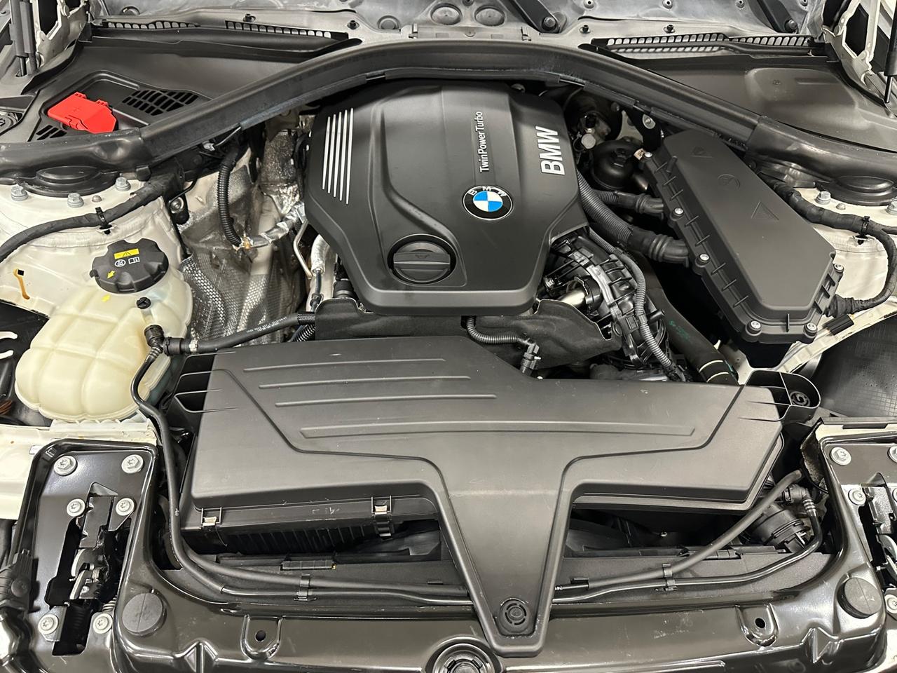 Bmw 318 318d Touring 150 Cv Luxury - 2016