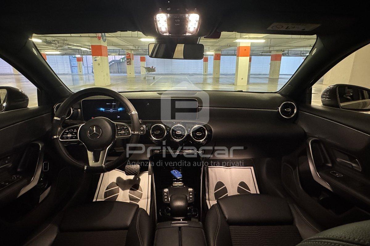 MERCEDES A 180 d Automatic Business