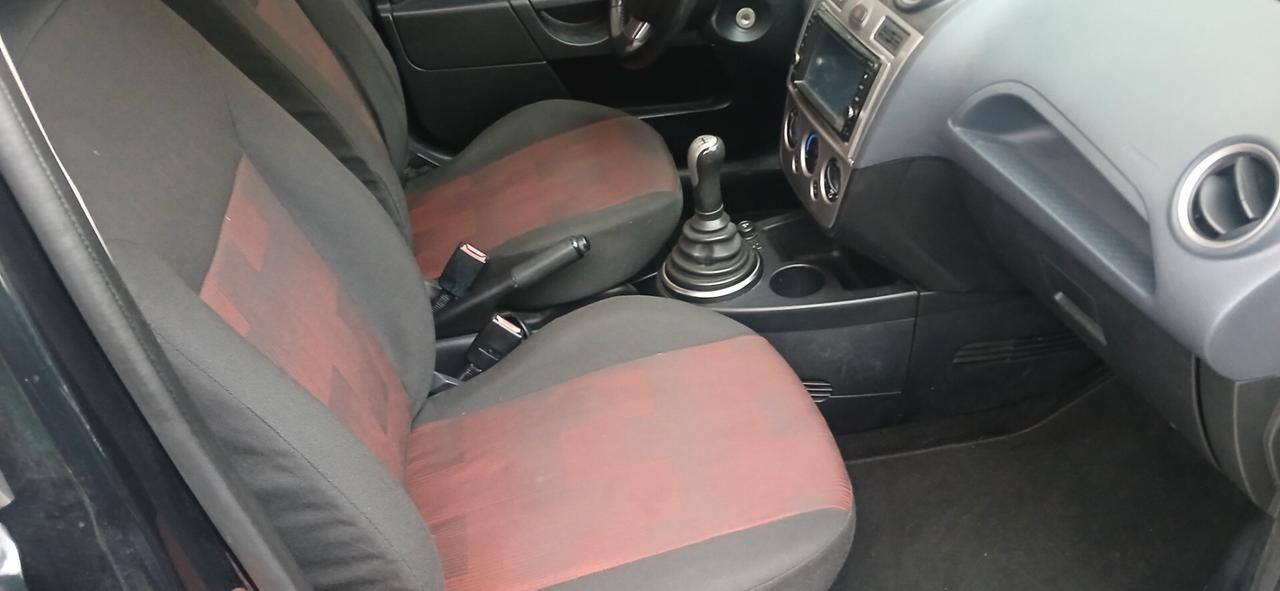 Neopatentati diesel Ford Fiesta