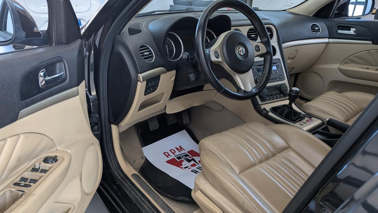 Alfa Romeo 159 1.9 JTDm Sportwagon Distinctive