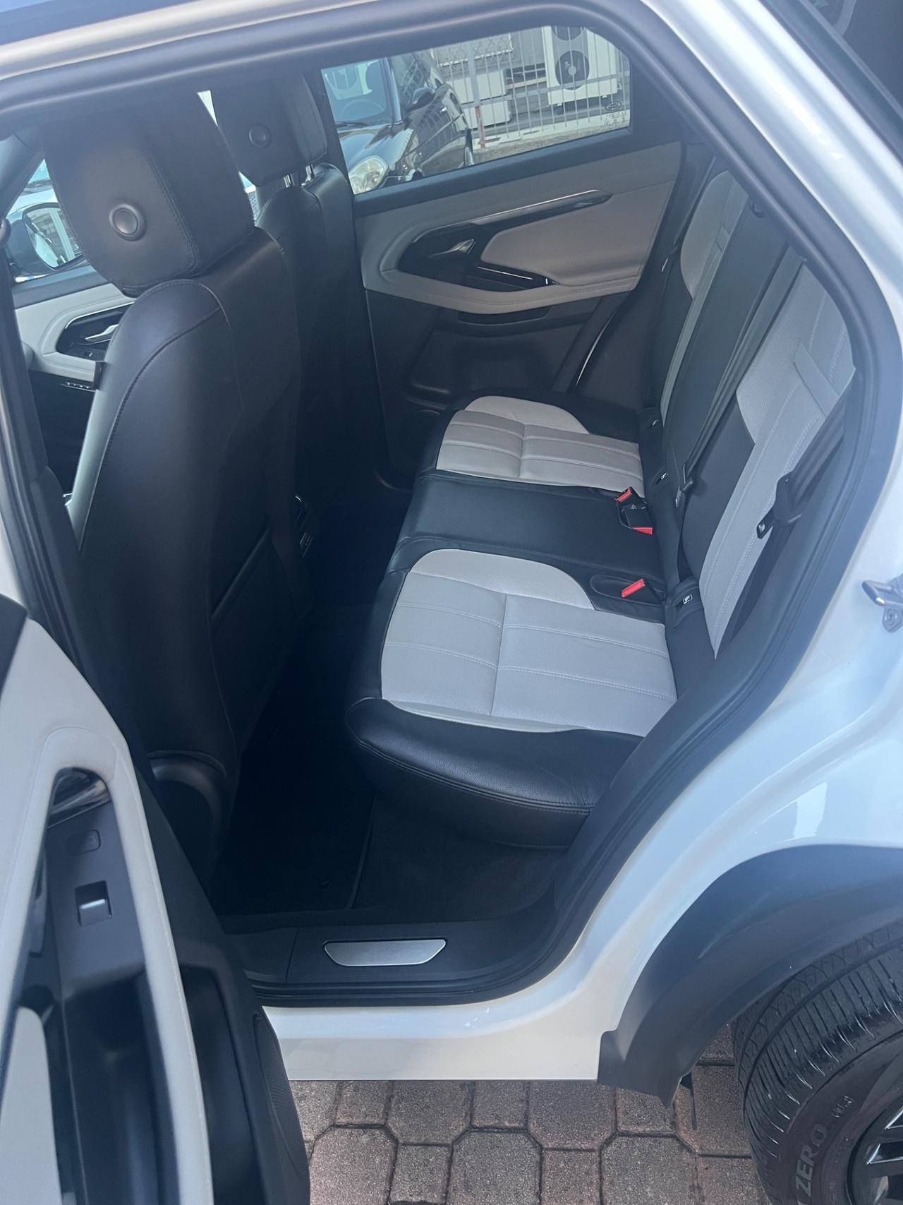 Land Rover Range Evoque 2.0D I4-L.Flw 150 CV R-Dynamic S
