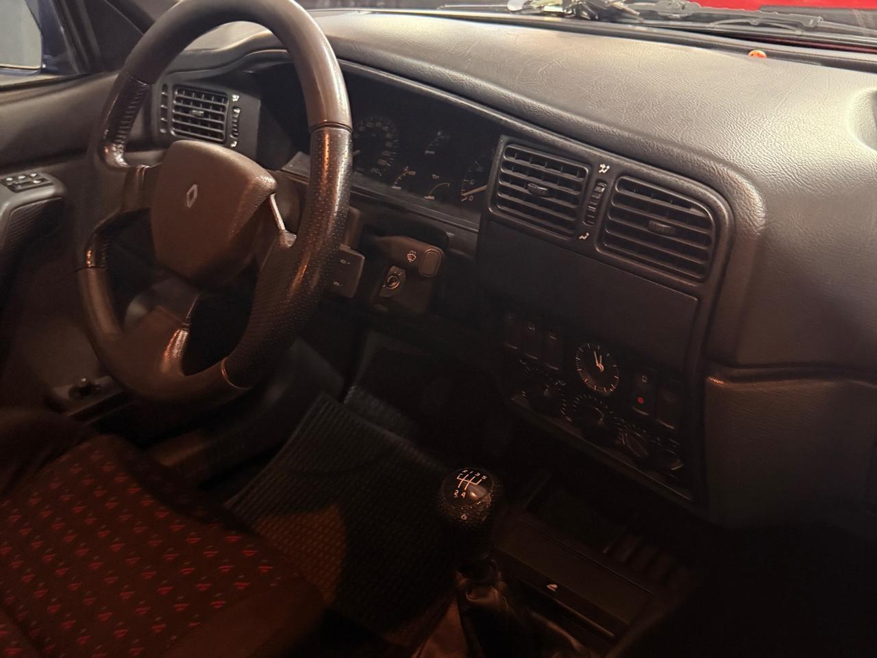 INTROVABILE RENAULT 19, 16V IN CONDIZIONI DA VETRINA ISCRITTA ASIMa