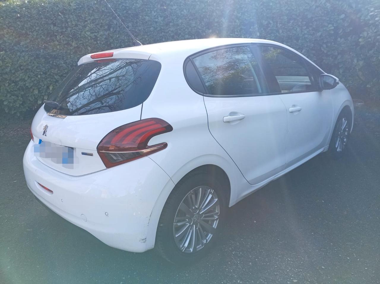 Peugeot 208 1.2 5 porte Allure