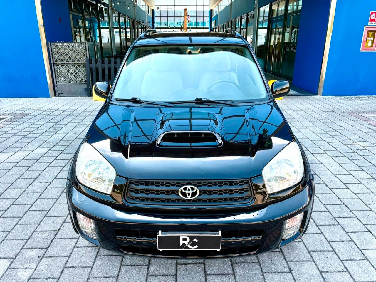 Toyota RAV 4 RAV4 2.0 Tdi D-4D cat 3 porte Sol