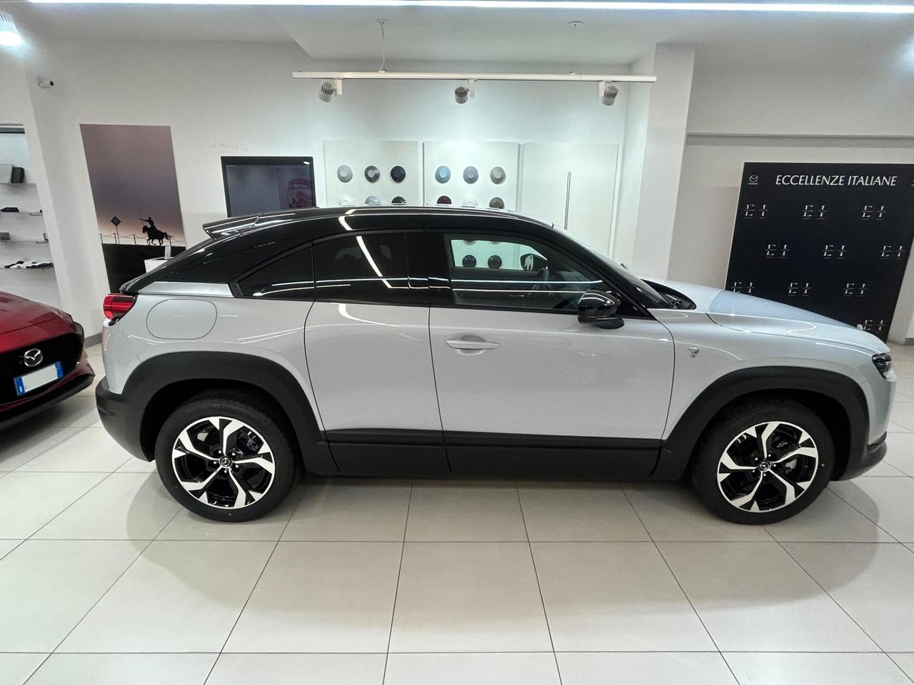 Mazda MX-30 e-Skyactiv R EV Makoto Driver Assistance & Sound