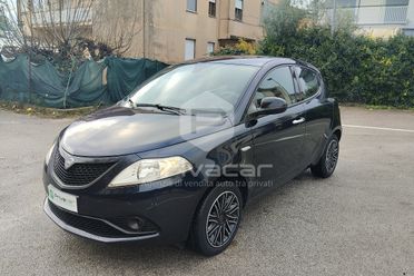 LANCIA Ypsilon 1.2 69 CV 5 porte S&S Gold