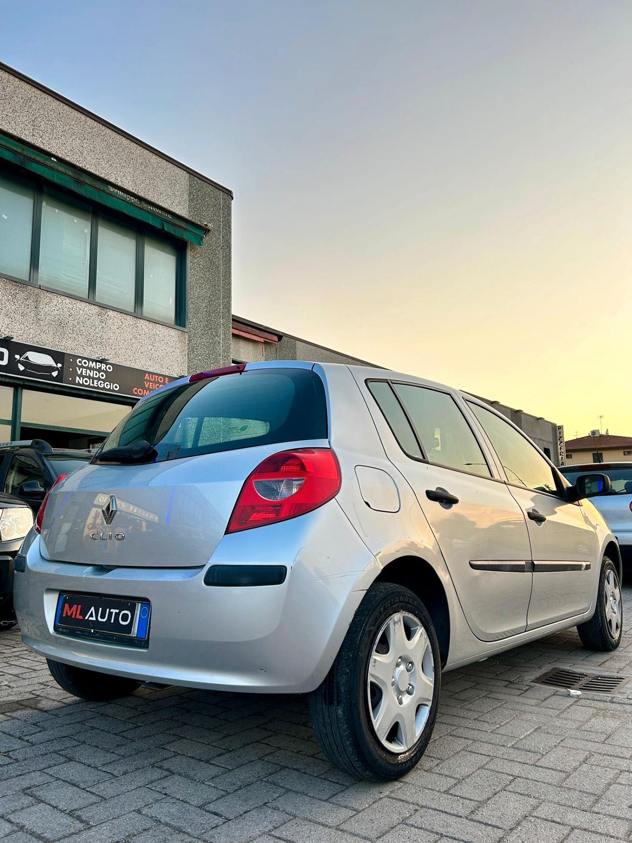 RENAULT CLIO 1.2 - OK NEOPATENTATI
