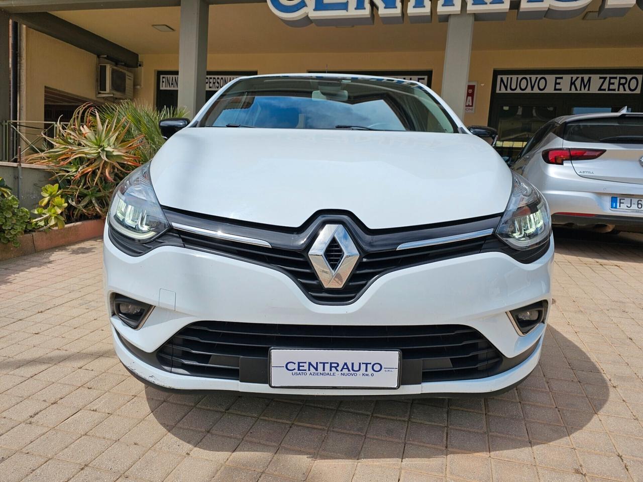 Renault Clio dCi 8V 75 CV 5 porte Moschino Zen