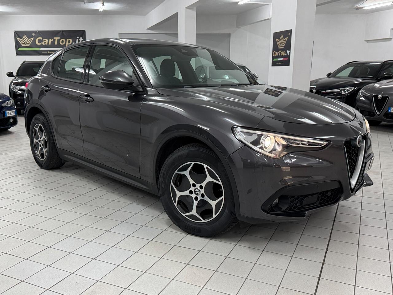 Alfa Romeo Stelvio 2.2 TD 160 CV SUPER BUSINESS NAVI RETROCAMERA SENSORI ANTERIORI E POSTERIORI PERFETTA UNIPRO'
