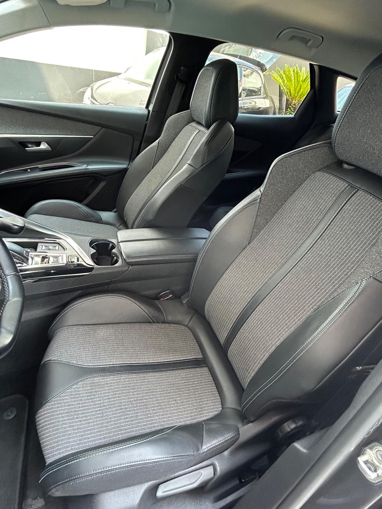 Peugeot 3008 BlueHDi 130 S&S EAT8 Allure