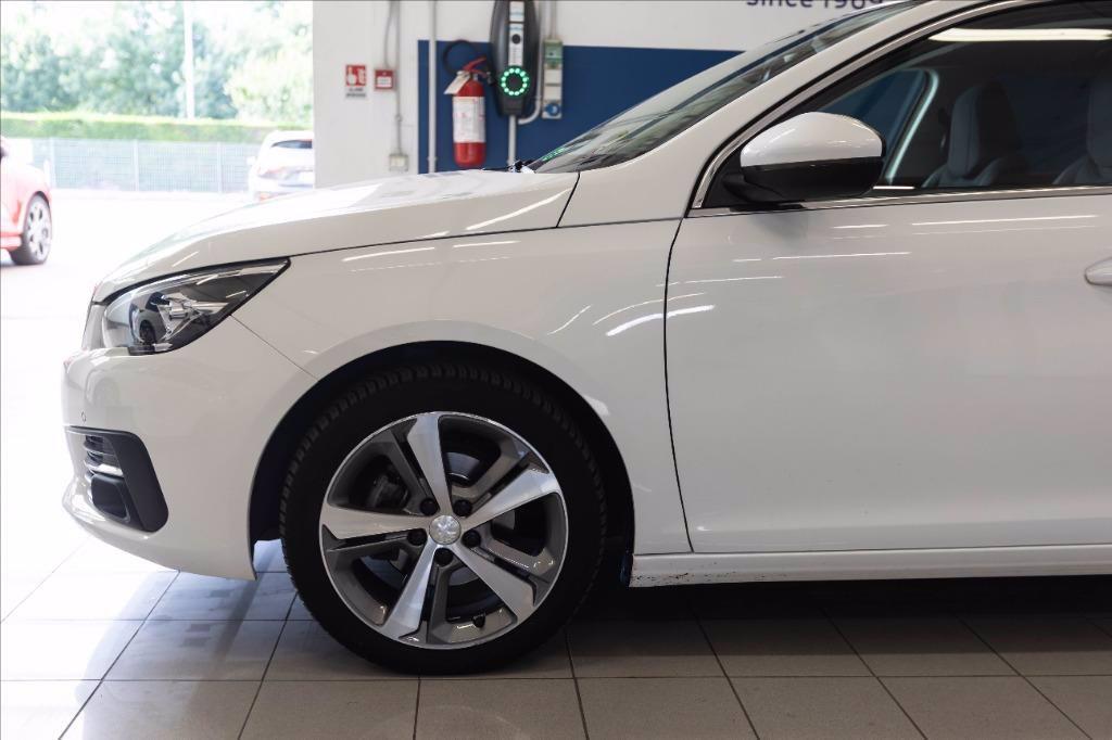 PEUGEOT 308 SW 1.5 bluehdi Allure s&s 130cv eat8 del 2019