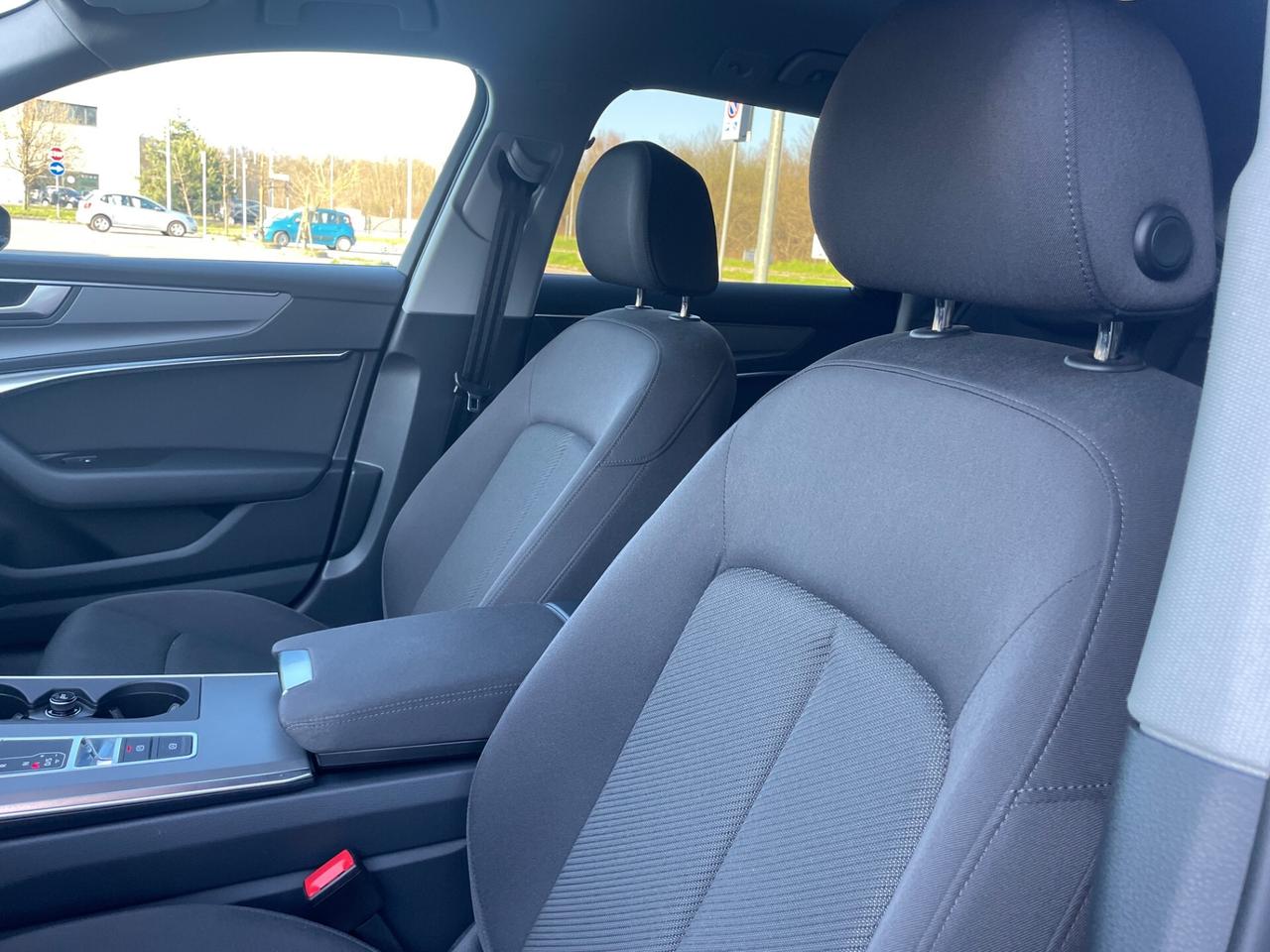 Audi A6 Avant 40 2.0 TD Business*Automatik*Navi*Cerchi*