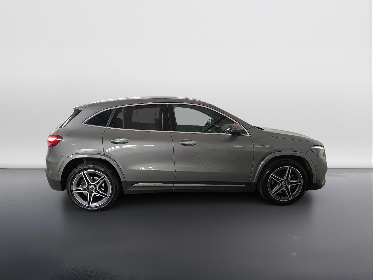 Mercedes-Benz GLA-H247 2023 - GLA 200 d AMG Line Premium 4matic auto