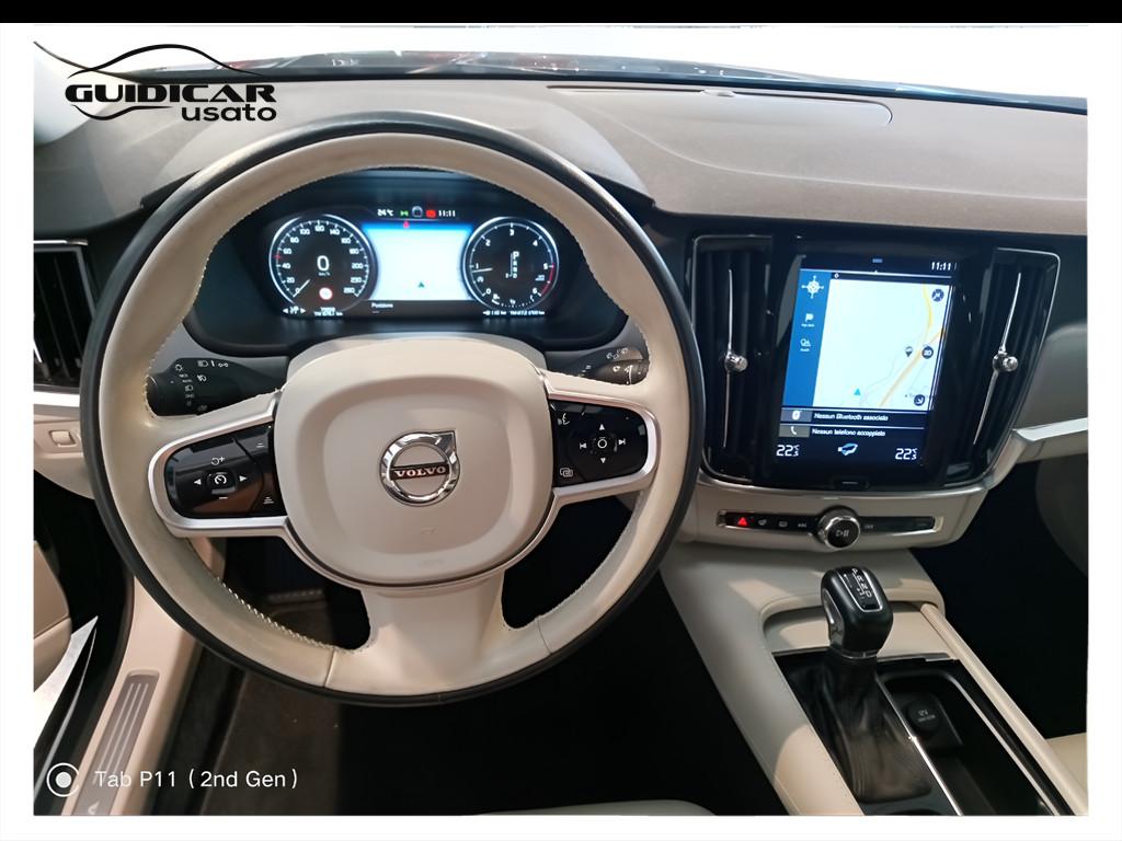 VOLVO V90 2016 - V90 2.0 d5 Momentum awd geartronic my20