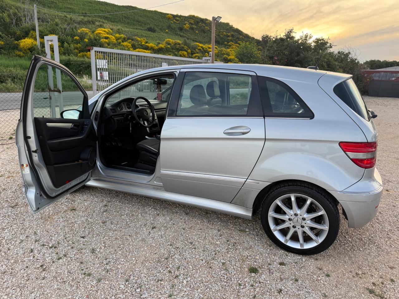 Mercedes-benz B 180 1.200€ PREZZO SHOCK