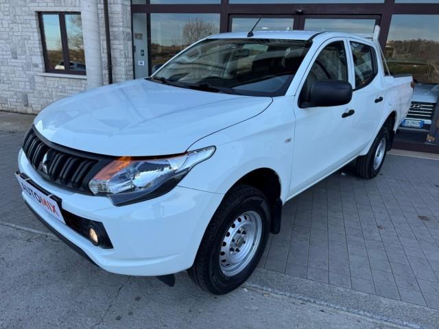 Mitsubishi L200 D.cab 2.4d Invite 4wd 154cv N1