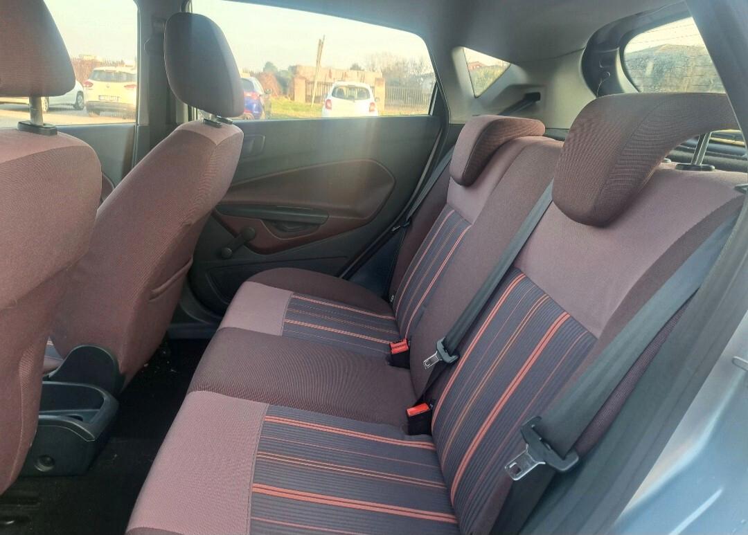 Ford Fiesta 1.2 82CV 5 porte Titanium