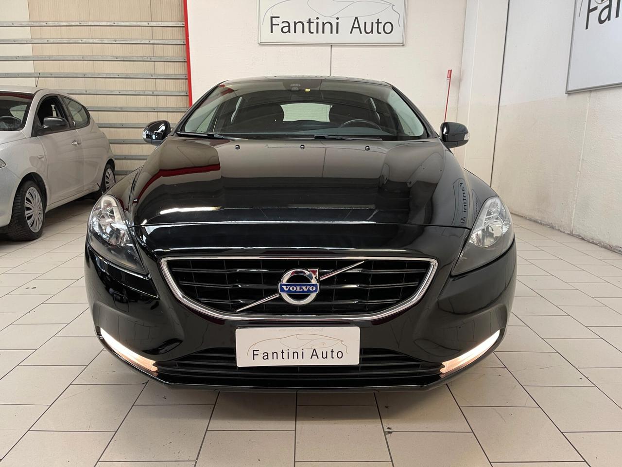 Volvo V40 Business Plus D2 geartronic c.auto-LEGGI SOTTO
