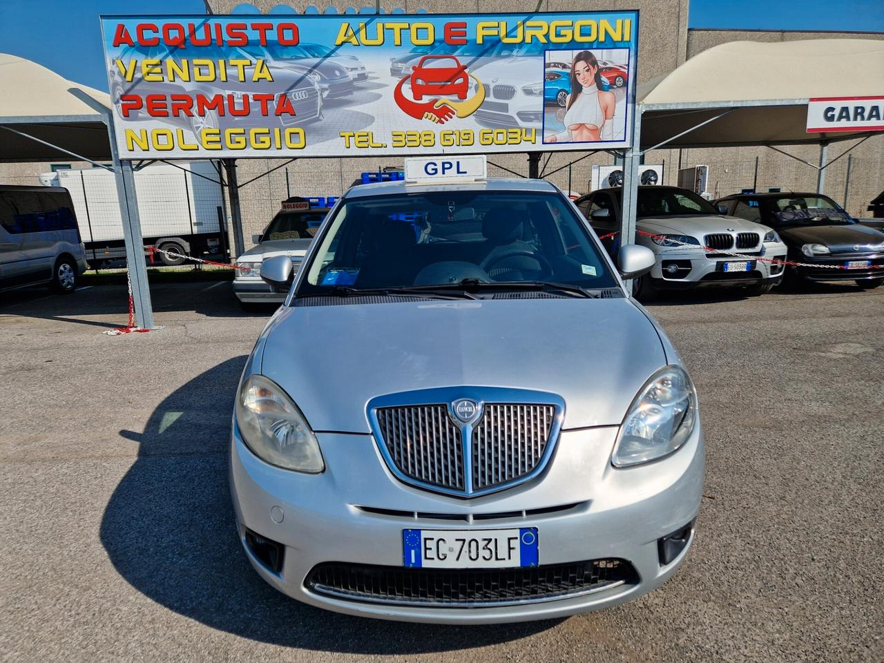 Lancia Ypsilon 1.4 Diva Ecochic GPL