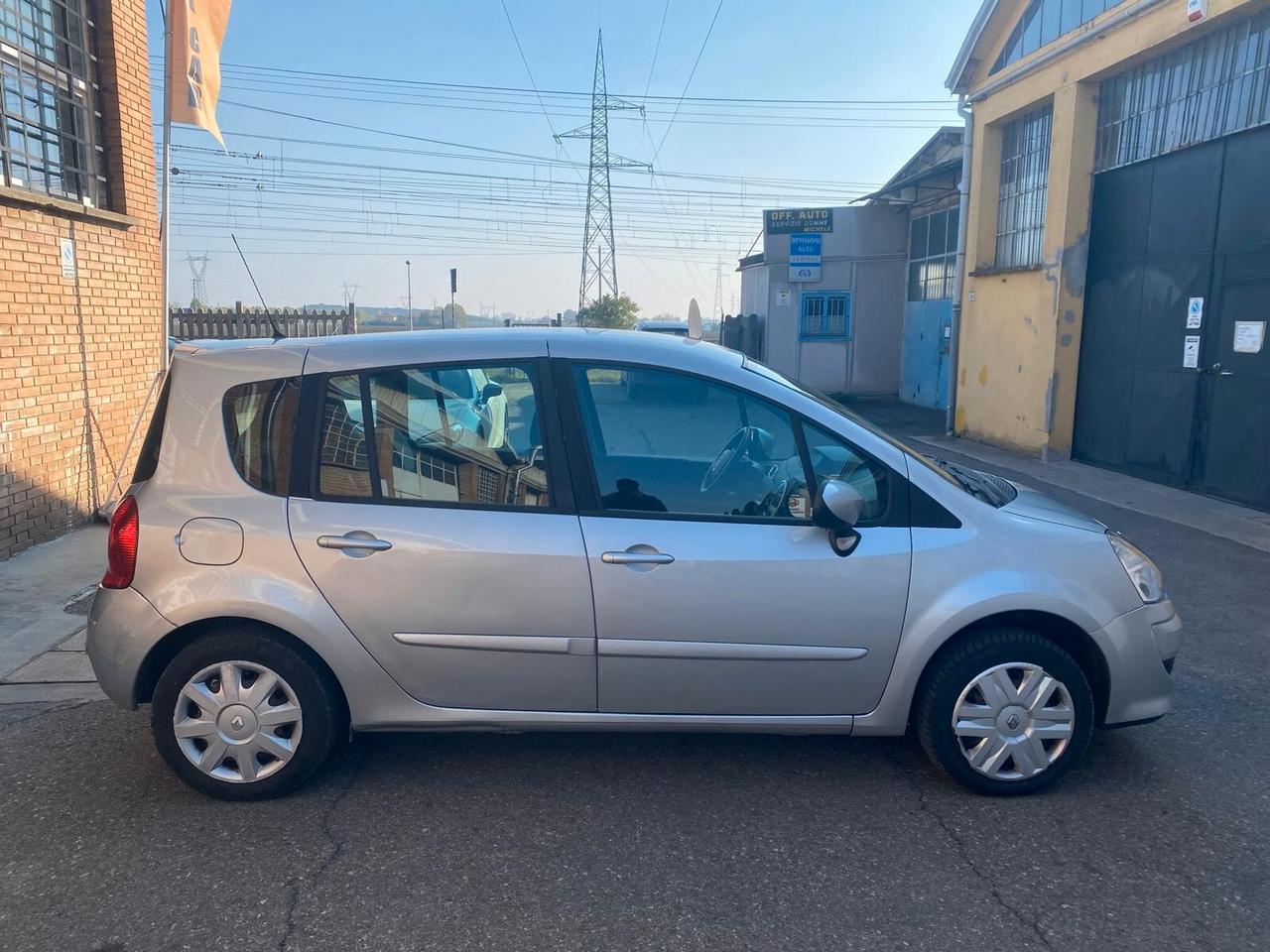 Renault Modus Grand 1.2 75cv Dynamique - NEOPATENTATI