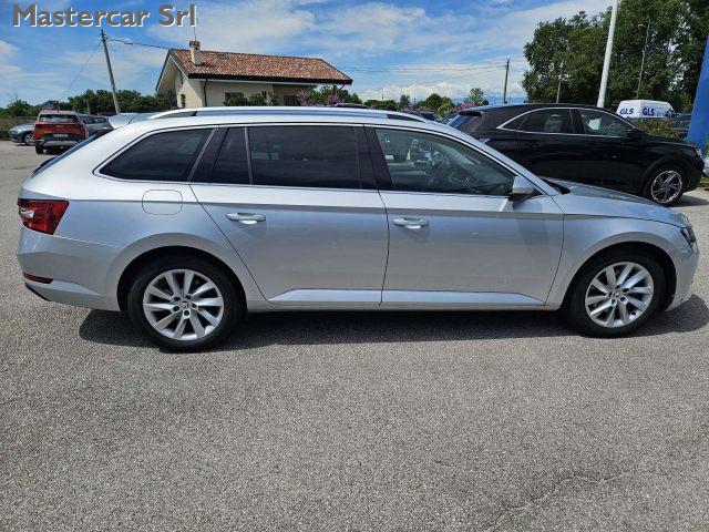 SKODA Superb Wagon 2.0 tdi evo Executive 122cv dsg - GH551JD