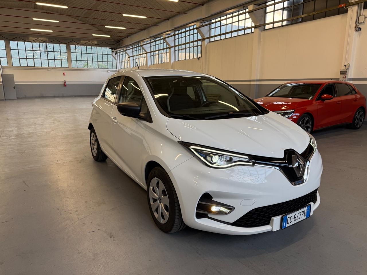 Renault ZOE Life R110 elettrica 2020 neopatentati