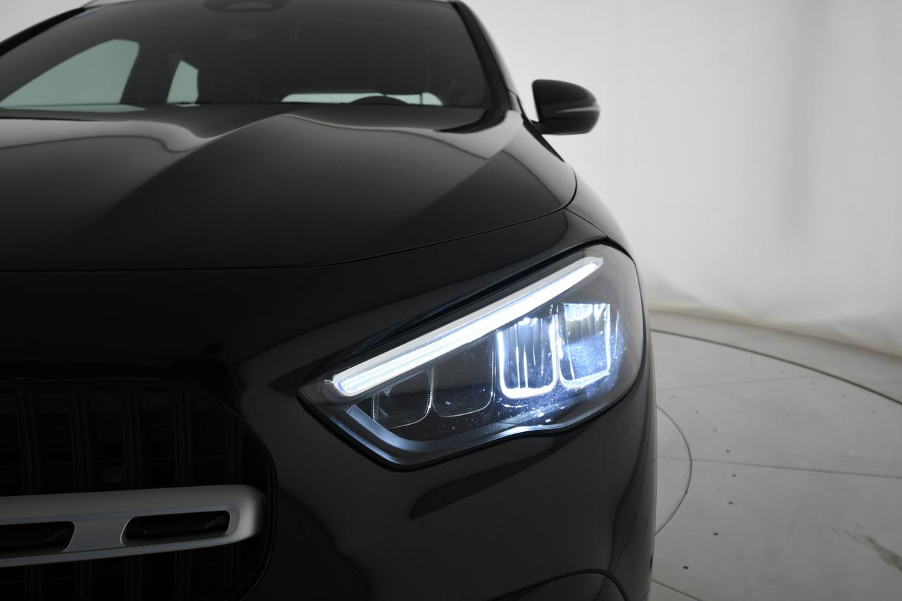 Mercedes-Benz GLA 180 d Advanced auto NEOPATENTATI+CAMERA+LED