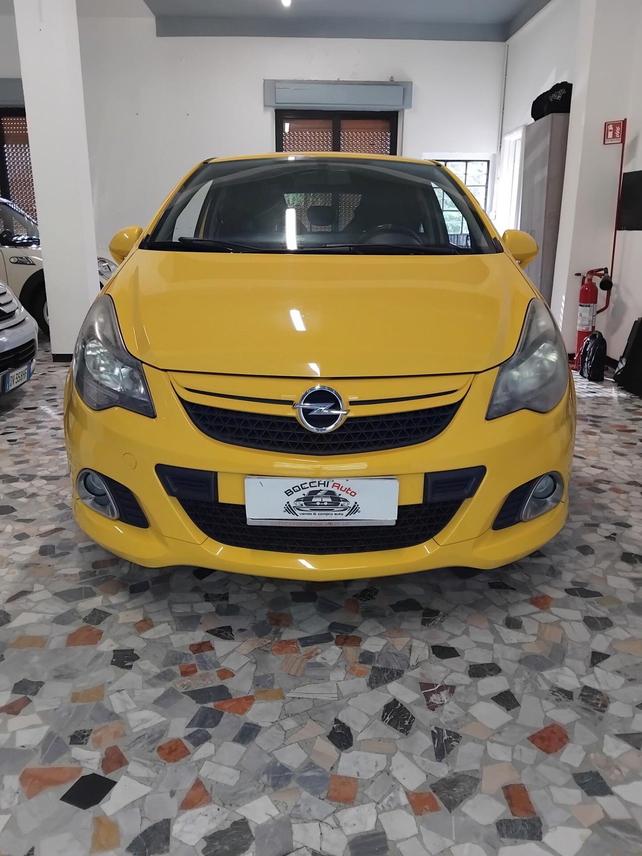 Opel Corsa 1.6 T 192CV 3 porte OPC