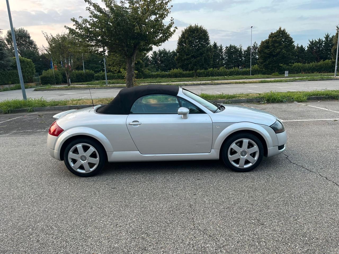 Audi TT Roadster 1.8t 150cv