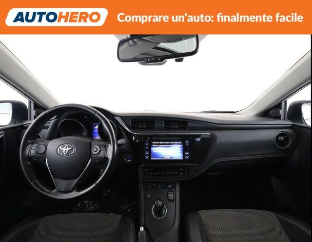 TOYOTA Auris Touring Sports 1.8 Hybrid Lounge