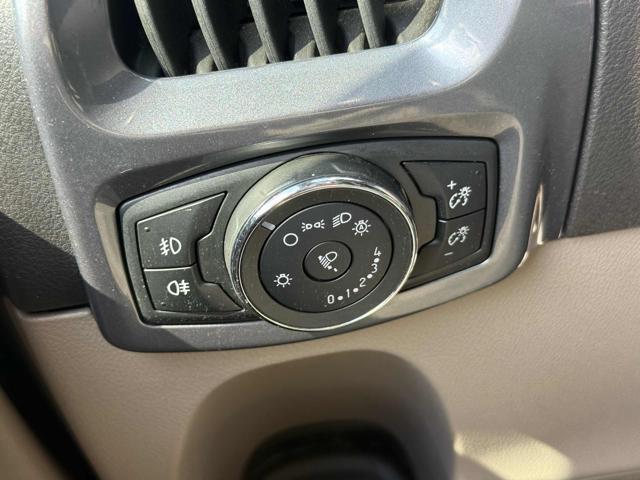 FORD Tourneo Custom 310 2.0 TDCi 130CV PC Titanium 9 posti