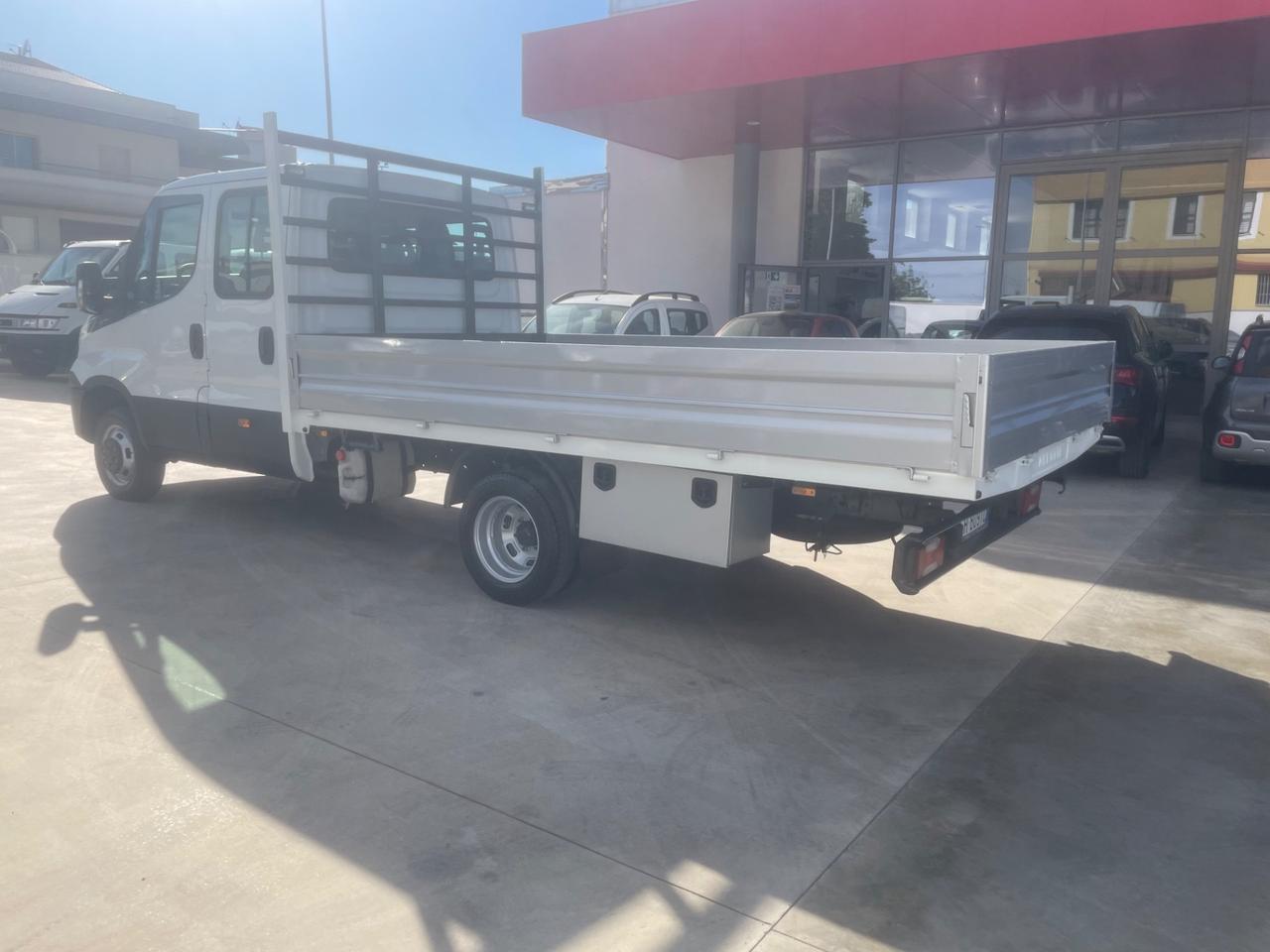 Iveco daily 35c12 7 posti cassone fisso