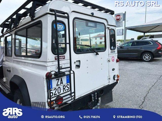 LAND ROVER Defender 110 2.5 Td5 cat S.W. S