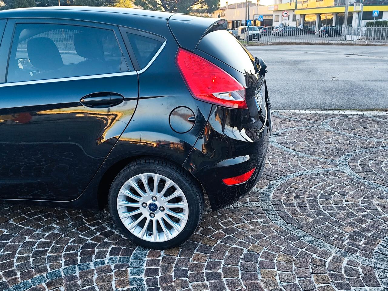 Ford Fiesta 1.6 TDCi 95 CV 5p. Titanium