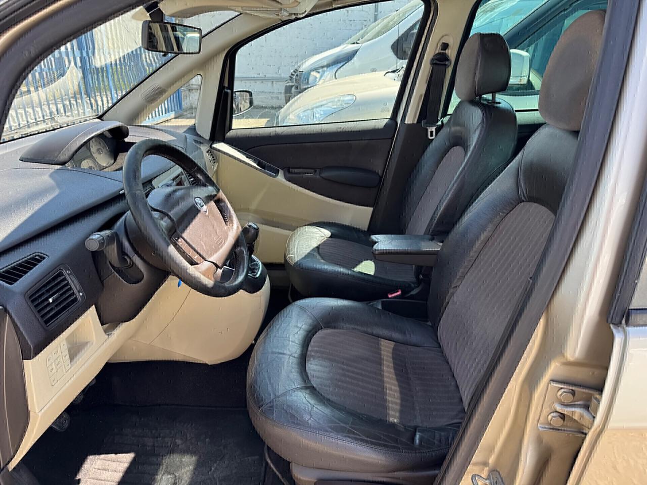 Lancia MUSA Multijet Platino “TETTO APRI”