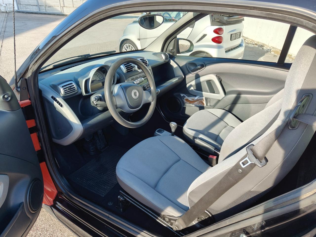 Smart ForTwo 1000 45 kW MHD coupé pure