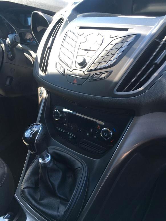 Ford Kuga 2.0 TDCI 140 CV 4WD Titanium