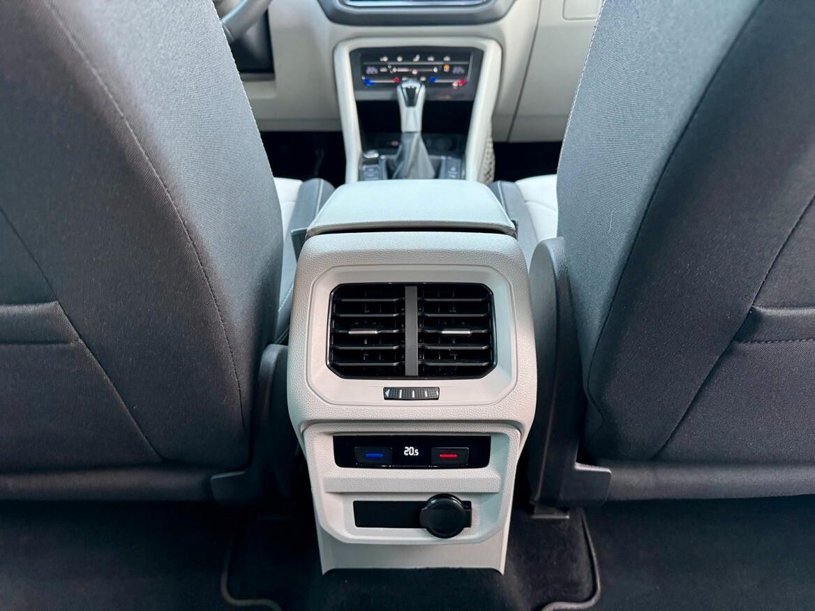 Volkswagen Tiguan 2.0 TDI 150 CV SCR DSG Elegance