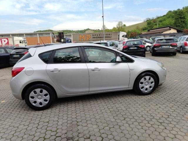 Opel Astra 1.7 cdti Cosmo 110cv