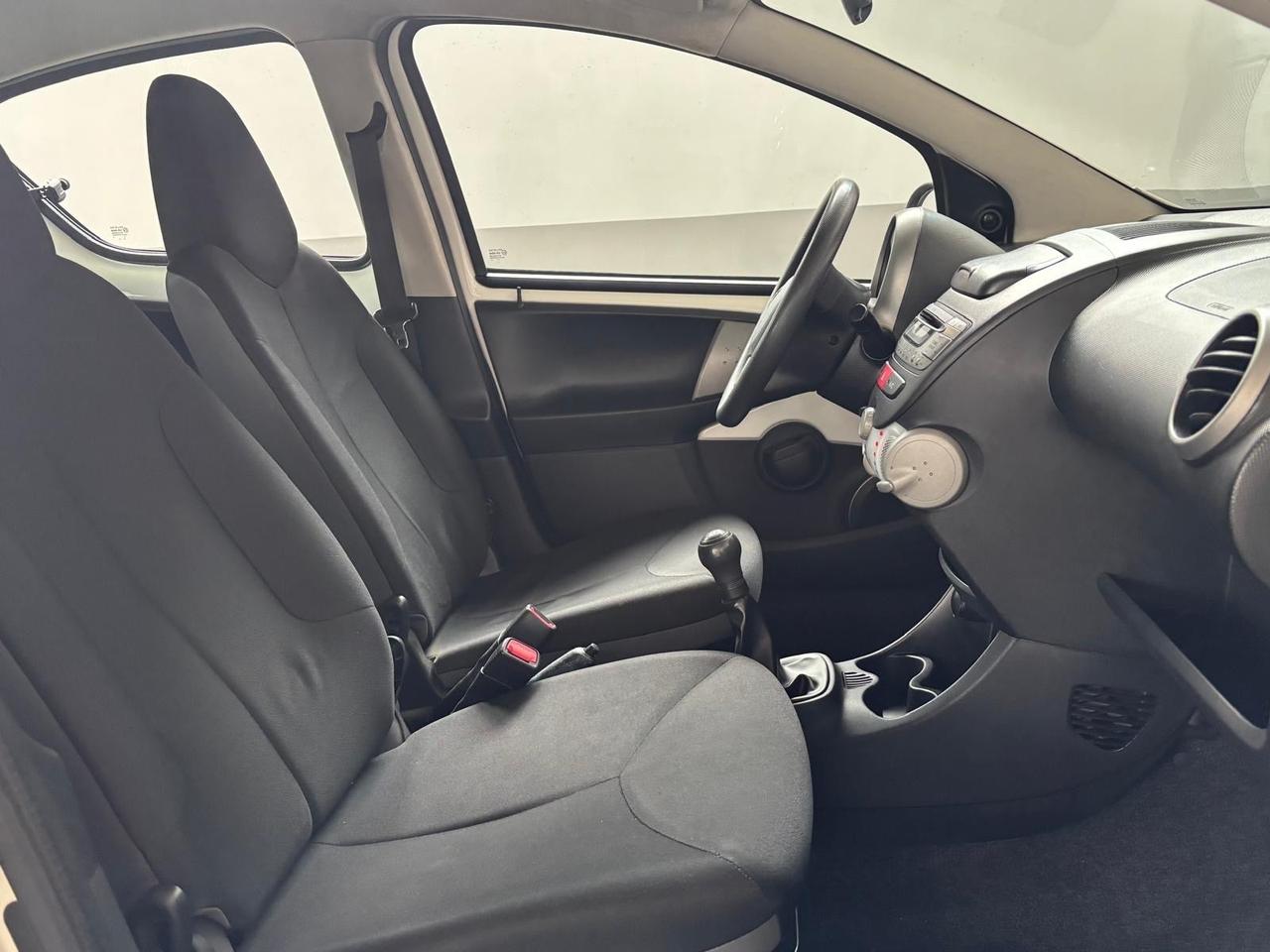Toyota Aygo 1.0 12V VVT-i 5P Cool Soda Connect