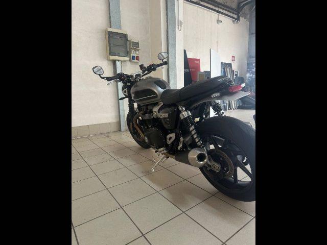 TRIUMPH Speed Twin SPEED TWEEN -