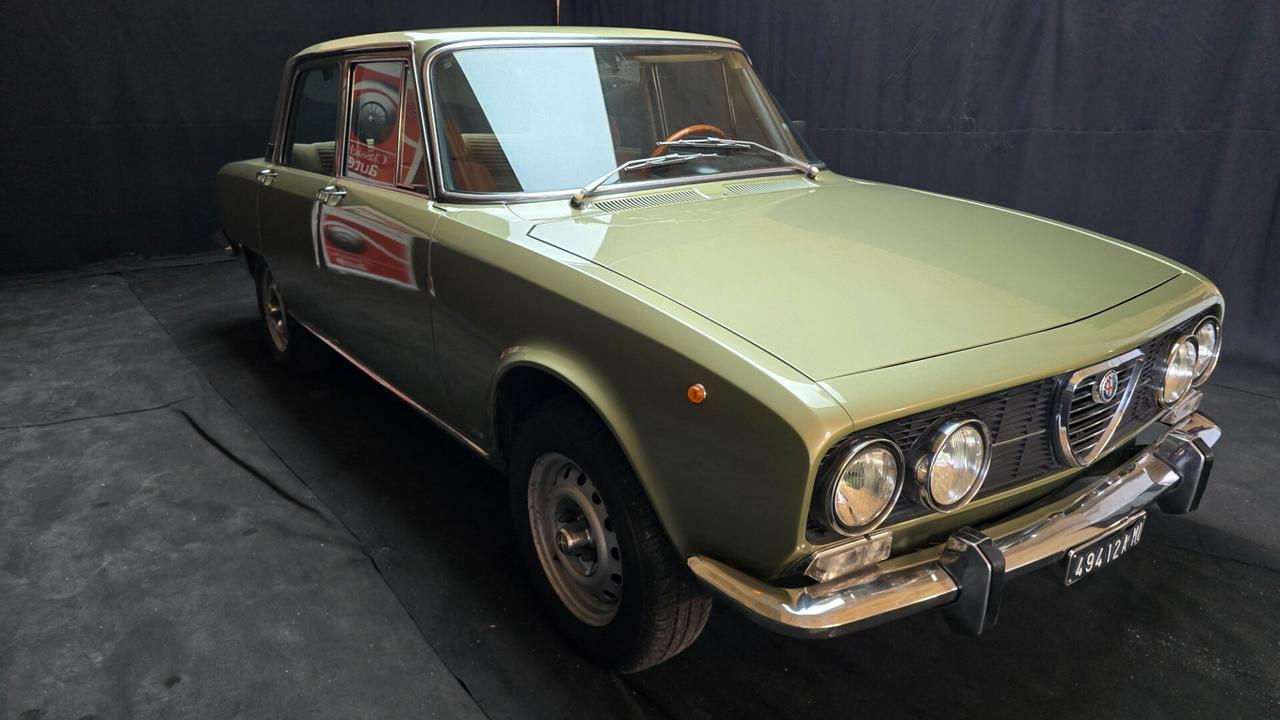 Alfa Romeo 2000 anno 1974 certificabile ASI