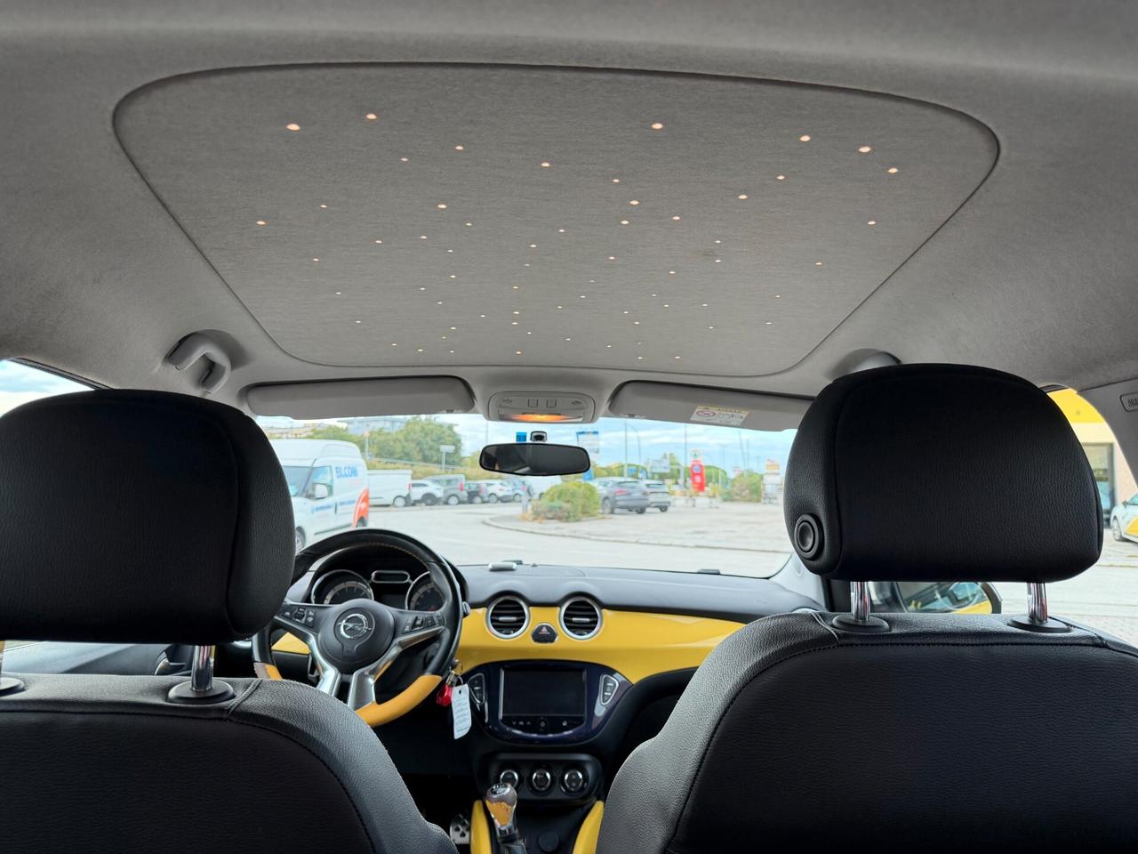Opel Adam 1.4 100 CV VALENTINO ROSSI VR46