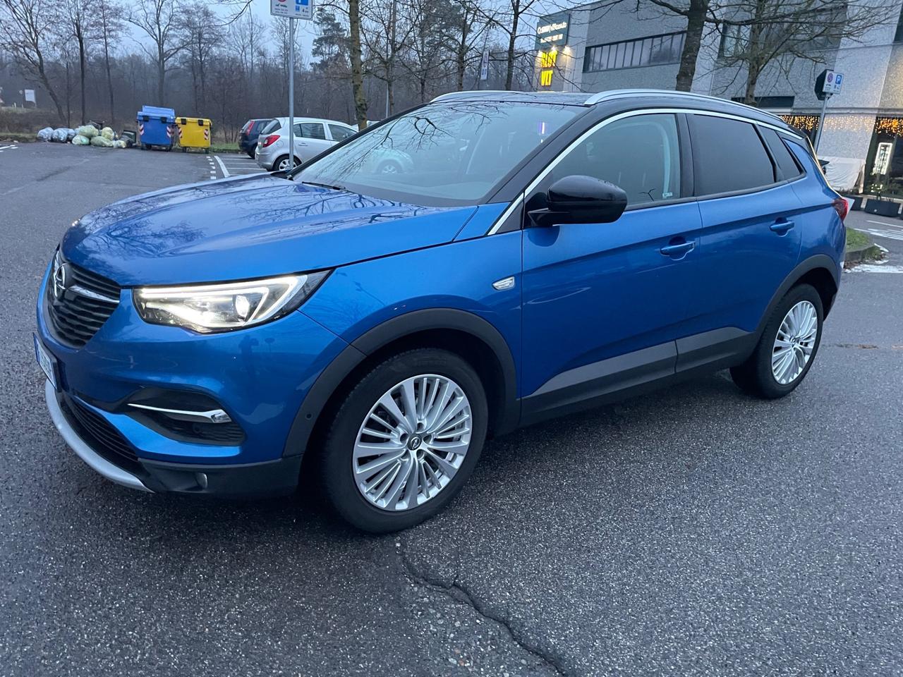Opel Grandland X 1.6 diesel Ecotec*Automatik*Navi*Neopatnetati*
