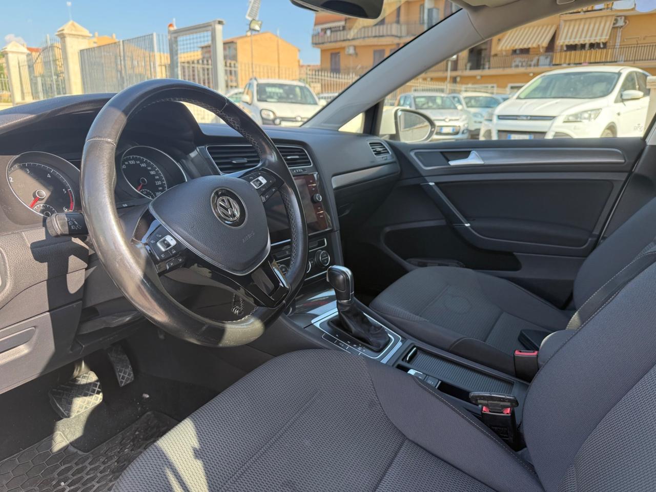 Volkswagen Golf 1.6 TDI 115CV DSG 5p. Business BlueMotion Technology