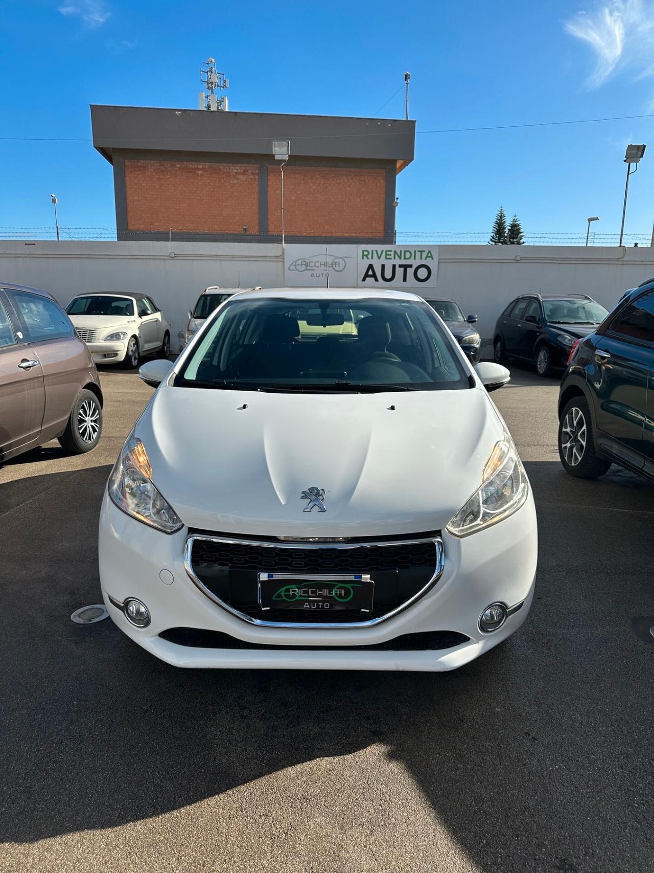 PEUGEOT 208 1.4 HDI DIESEL 2015 OK NEOPATENTATI