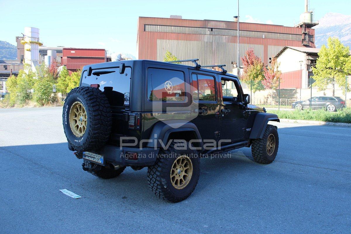 JEEP Wrangler Unlimited 2.8 CRD DPF Sahara Auto