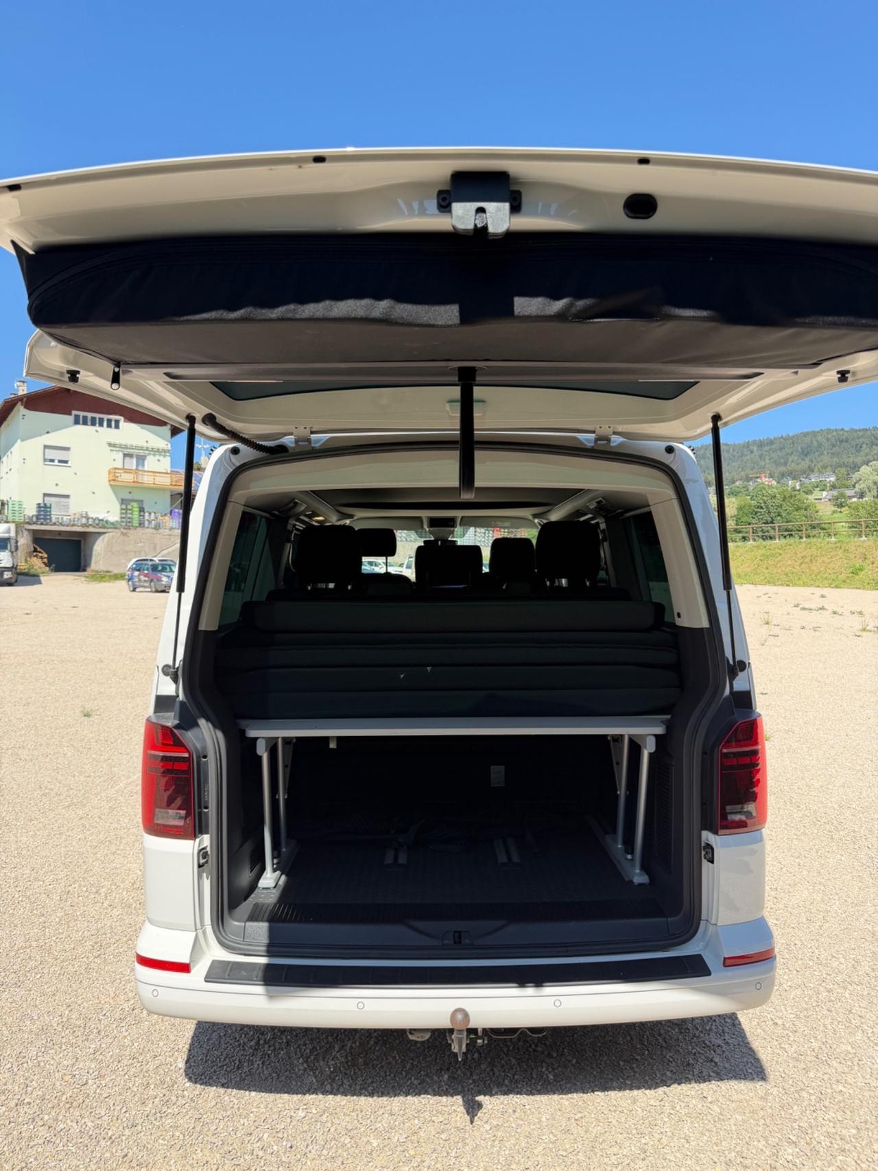 Volkswagen California 2.0 TDI 204CV DSG 4Motion Beach Tour