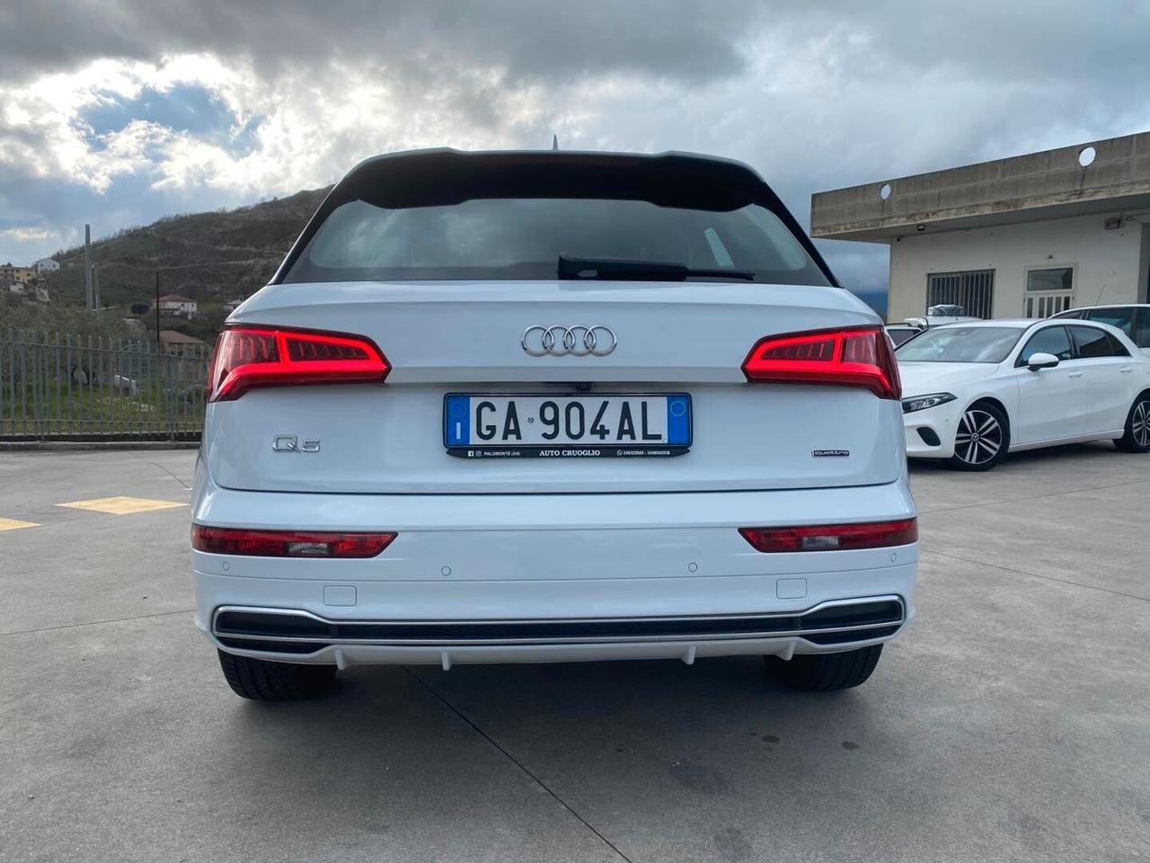 Audi Q5 40 TDI quattro S-tronic S line plus